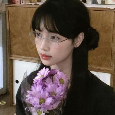商谍
